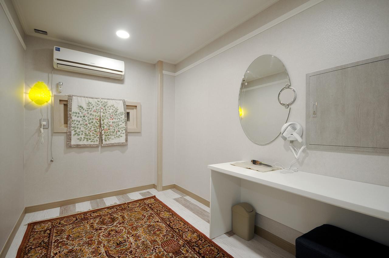 Family Hotel Bnb Puszan Kültér fotó